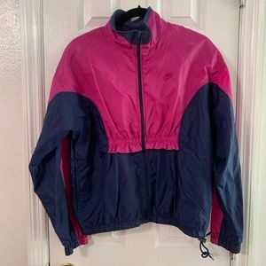 Nike windbreaker size medium pink blue front zip